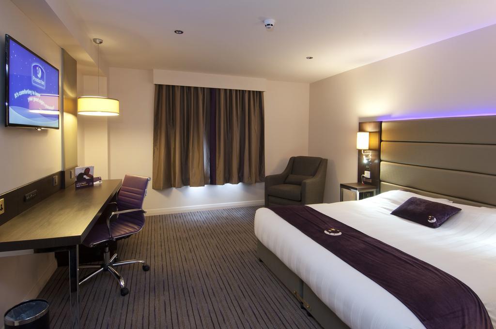 Premier Inn Tring Værelse billede