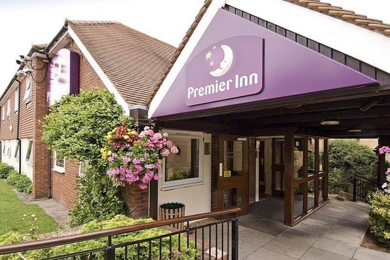 Premier Inn Tring Eksteriør billede